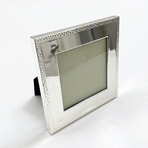 Storehouse silver square hammered frame - Picture 1 of 3
